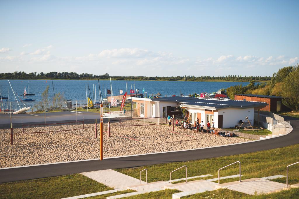 All-On-Sea Camp & Sport Resort Leipzig Am Schladitzer See Rackwitz Buitenkant foto